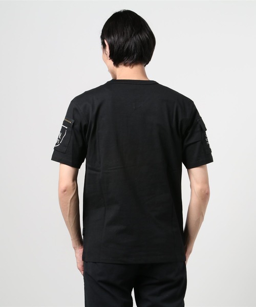 AVIREX（アヴィレックス）の「《WEB限定》FATIGUE V-NECK T-SHIRT / ファティーグ  Vネック Tシャツ / AVIREX / アヴィレックス（Tシャツ/カットソー・メンズ・オリーブ/ネイビー/ブラック/ホワイト/Black/White・SMALL/MEDIUM/X-LARGE/XX-LARGE/LARGE）」の19枚目の写真
