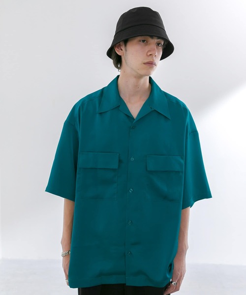 URBAN RESEARCH(アーバンリサーチ)の「URBAN RESEARCH iD サテンオープンカラーシャツ(シャツ/ブラウス・メンズ・イエロー/ブルー系その他/バーガンディー・MEDIUM/LARGE)」の2枚目の写真