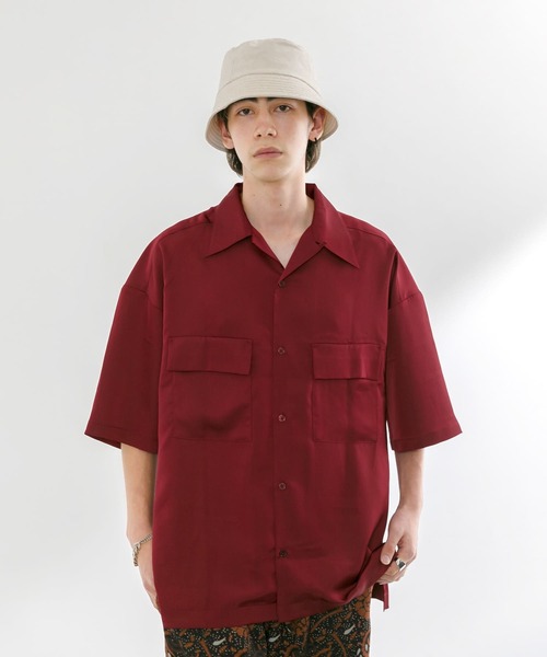 URBAN RESEARCH(アーバンリサーチ)の「URBAN RESEARCH iD サテンオープンカラーシャツ(シャツ/ブラウス・メンズ・イエロー/ブルー系その他/バーガンディー・MEDIUM/LARGE)」の1枚目の写真