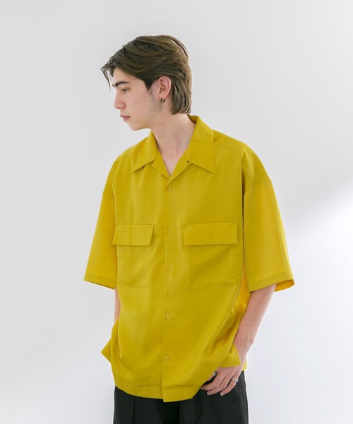 URBAN RESEARCH(アーバンリサーチ)の「URBAN RESEARCH iD サテンオープンカラーシャツ(シャツ/ブラウス・メンズ・イエロー/ブルー系その他/バーガンディー・MEDIUM/LARGE)」の3枚目の写真