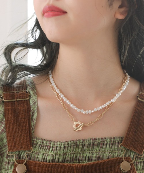 Me%（ミィパーセント）の「タンスイパールショートネックレス（ネックレス・レディース・ホワイト・FREE）」の16枚目の写真