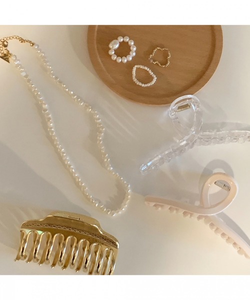 Me%（ミィパーセント）の「タンスイパールショートネックレス（ネックレス・レディース・ホワイト・FREE）」の9枚目の写真