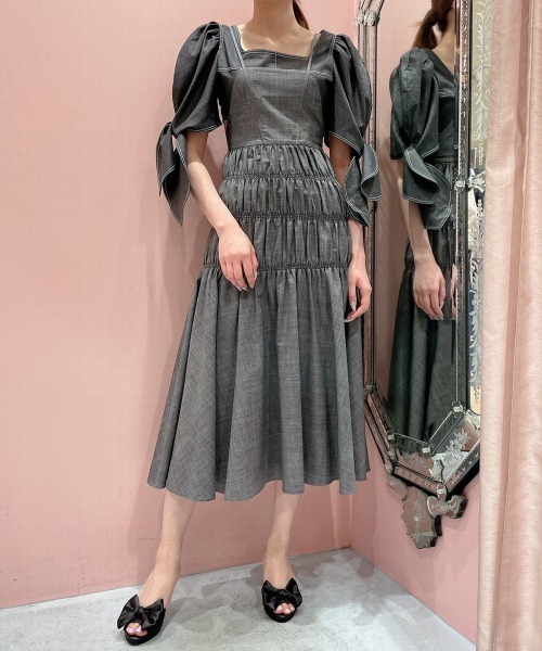 lilLilly（リルリリー）の「ボリュームデニムトップス（シャツ/ブラウス・レディース・ブラック/インディゴブルー/ブルー・FREE）」の10枚目の写真