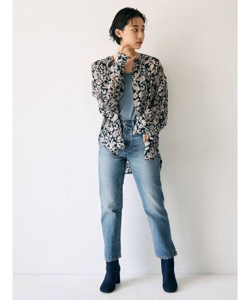 Ungrid（アングリッド）の「シアーフラワーノーカラーシャツ（シャツ/ブラウス・レディース・ブラック/アイボリー・FREE）」の7枚目の写真