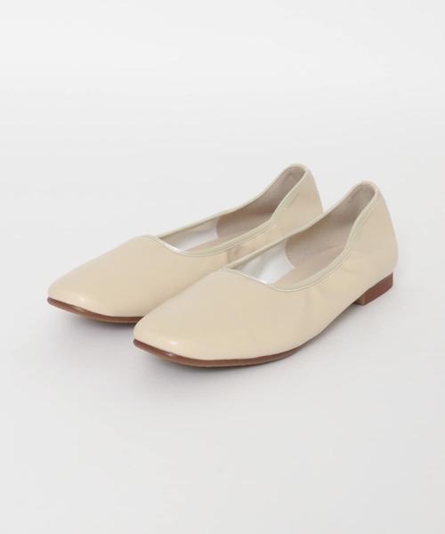 URBAN RESEARCH DOORS（アーバンリサーチドアーズ）の「ソフトフラットシューズ（パンプス・レディース・ブラック/ベージュ系その他/ホワイト系その他・36/38/37）」の2枚目の写真