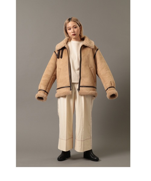 Retro Grade（レトログレード）の「RETRO GRADE/レトログレード　ECO MOUTON JKT 2 　エコムートンジャケット２（ブルゾン・レディース・ブラック/ライトベージュ・LARGE）」の5枚目の写真