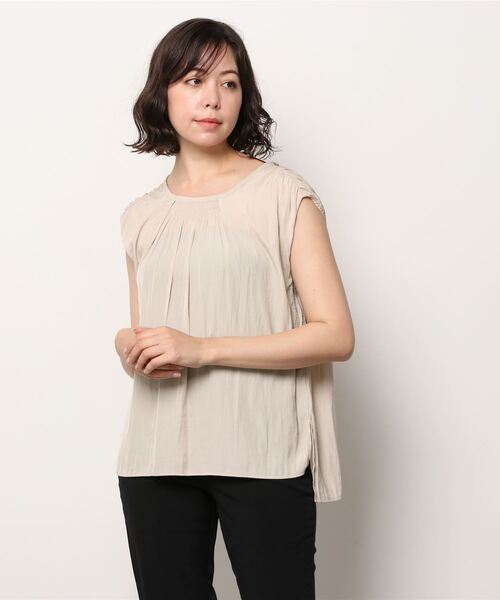 割繊ギャザーブラウスノースリーブ