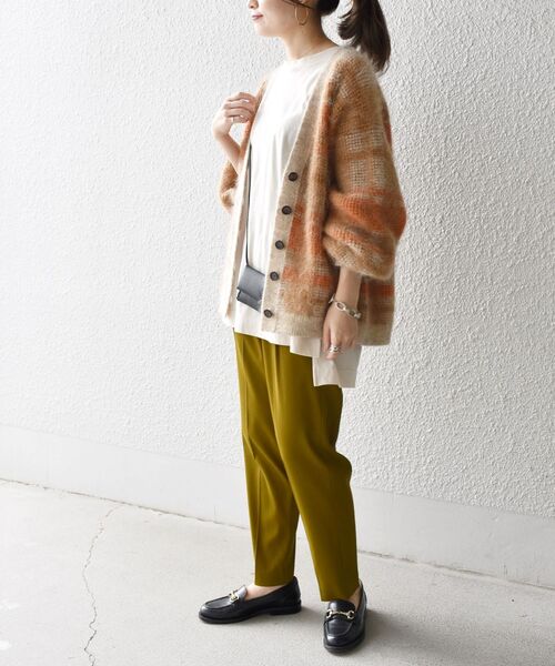 SHIPS（シップス）の「キッドモヘヤVネックカーディガン◇（カーディガン/ボレロ・レディース・ベージュ/ブルー/キャメル・ONE SIZE）」の21枚目の写真