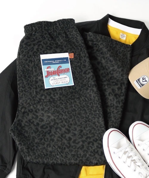 UNIVERSAL OVERALL（ユニバーサルオーバーオール）の「[UNIVERSAL OVERALL/ユニバーサルオーバーオール] 別注シェフパンツ（その他パンツ・メンズ・ブラック/レオパード・S/M/L）」の2枚目の写真