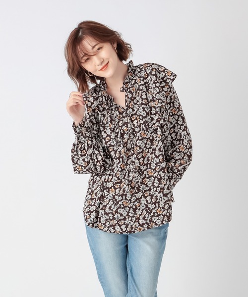 RIVE DROITE（リヴドロワ）の「フリルディティールで女性らしく　フラワープリントフリルカラーブラウス（シャツ/ブラウス・レディース・ブラック/ブラウン・FREE）」の22枚目の写真