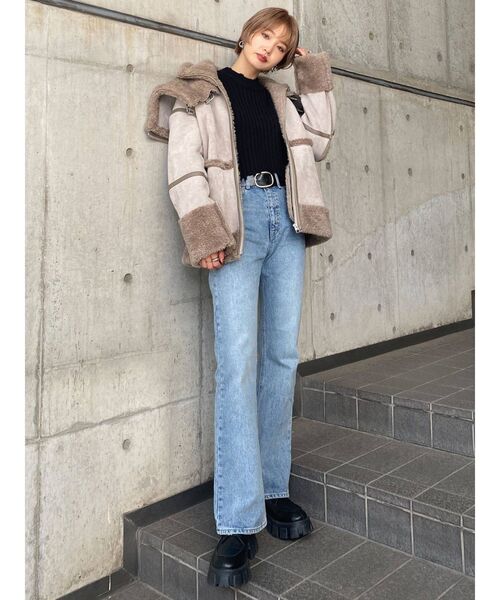 EMODA(エモダ)の「ラウンドカットクラッシュニット(ニット/セーター・レディース・ブラック/イエロー/グリーン/アイボリー・FREE)」の6枚目の写真