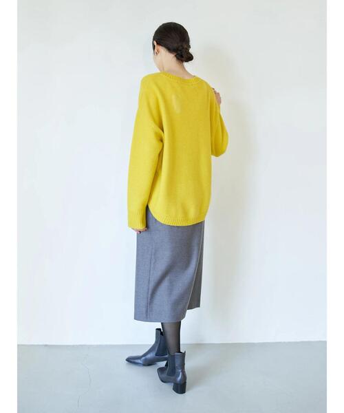 YECCA VECCA（イェッカヴェッカ）の「ラウンドヘムニット＊（ニット/セーター・レディース・アイボリー/パープル/イエロー/チャコールグレー・FREE）」の17枚目の写真