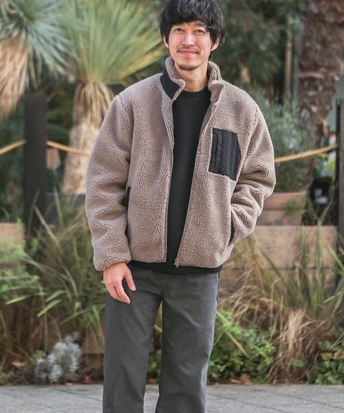 ITEMS URBANRESEARCH（アイテムズ アーバンリサーチ）の「ハイネックボアブルゾン（ブルゾン・メンズ・オフホワイト/ブラック/グレー・MEDIUM/LARGE）」の5枚目の写真