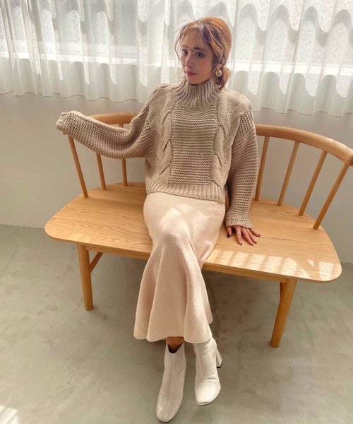 M y u(ミュー)の「マーメイドニットスカート(スカート・レディース・ブラック/アイボリー/グレイッシュベージュ・FREE)」の5枚目の写真