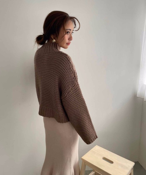 M y u(ミュー)の「マーメイドニットスカート(スカート・レディース・ブラック/アイボリー/グレイッシュベージュ・FREE)」の7枚目の写真