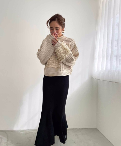 M y u(ミュー)の「マーメイドニットスカート(スカート・レディース・ブラック/アイボリー/グレイッシュベージュ・FREE)」の10枚目の写真
