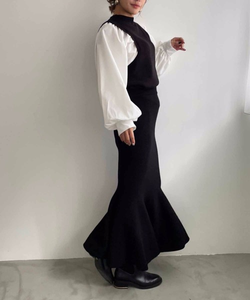 M y u(ミュー)の「マーメイドニットスカート(スカート・レディース・ブラック/アイボリー/グレイッシュベージュ・FREE)」の14枚目の写真