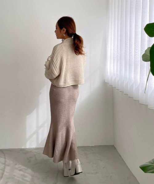 M y u(ミュー)の「マーメイドニットスカート(スカート・レディース・ブラック/アイボリー/グレイッシュベージュ・FREE)」の20枚目の写真