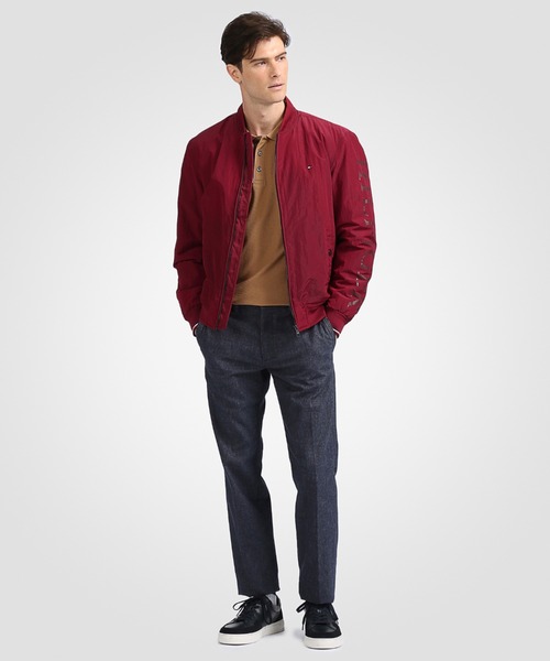 TOMMY HILFIGER(トミーヒルフィガー)の「ライトウェイトボンバージャケット(MA-1・メンズ・ブラック/レッド・SMALL/MEDIUM/LARGE/X-LARGE)」の10枚目の写真