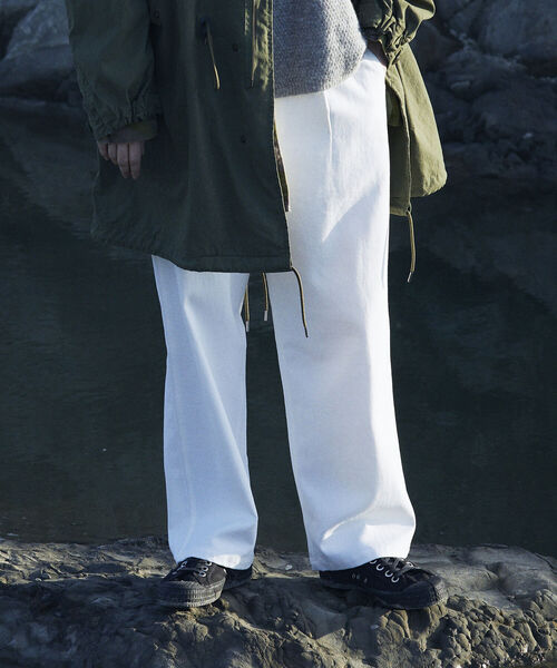 GLOSTER(グロスター)の「【GLOSTER/グロスター】ユーロミリタリー タックワイドパンツ(その他パンツ・メンズ・ホワイト/ネイビー・SMALL/MEDIUM/LARGE)」の2枚目の写真