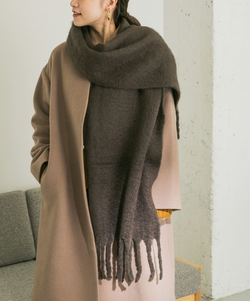 URBAN RESEARCH(アーバンリサーチ)の「チャンキーストール(ストール/ショール・レディース・チャコールグレー/ライトグレー/ベージュ/ピンク・FREE)」の2枚目の写真