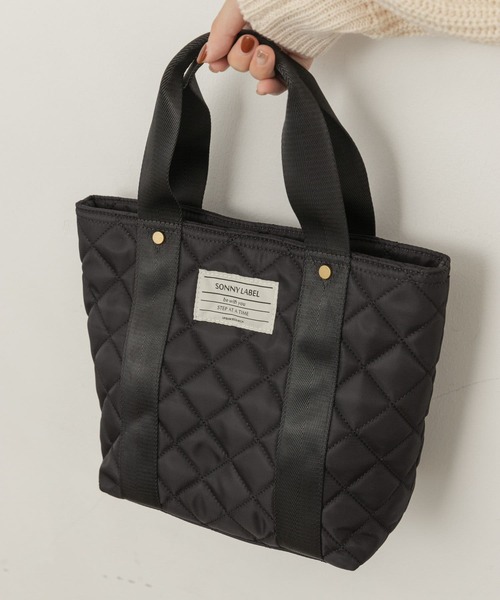 URBAN RESEARCH Sonny Label(アーバンリサーチサニーレーベル)の「キルティングミニトートバッグ(トートバッグ・レディース・ブラック/カーキ・ONE)」の4枚目の写真