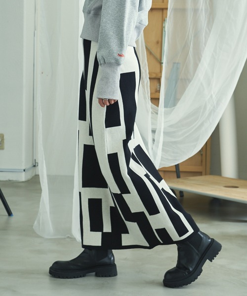 VACANCY（ヴァカンシー）の「ランダムスクエアニットペンシルスカート（スカート・レディース・グリーン/ブラック・FREE）」の5枚目の写真