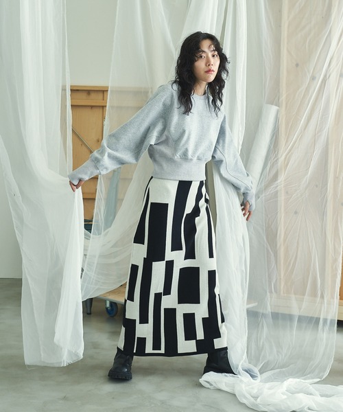 VACANCY（ヴァカンシー）の「ランダムスクエアニットペンシルスカート（スカート・レディース・グリーン/ブラック・FREE）」の8枚目の写真