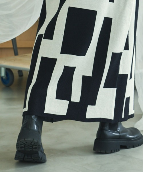 VACANCY（ヴァカンシー）の「ランダムスクエアニットペンシルスカート（スカート・レディース・グリーン/ブラック・FREE）」の10枚目の写真