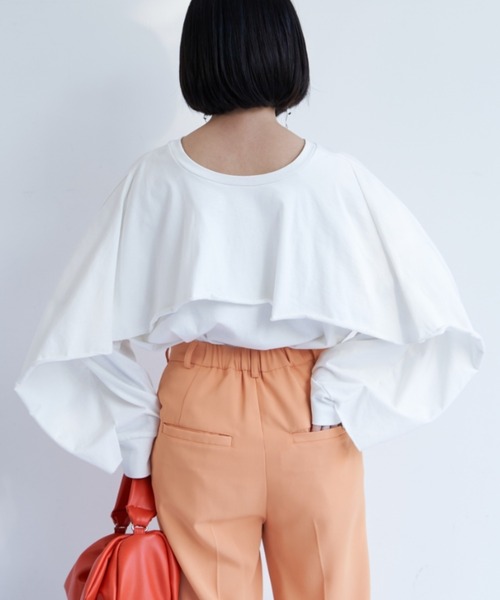 VANNIE U(ヴァニーユー)の「バックケープロンT/2WAY着用可能(Tシャツ/カットソー・レディース・ホワイト/ブルー・FREE)」の5枚目の写真