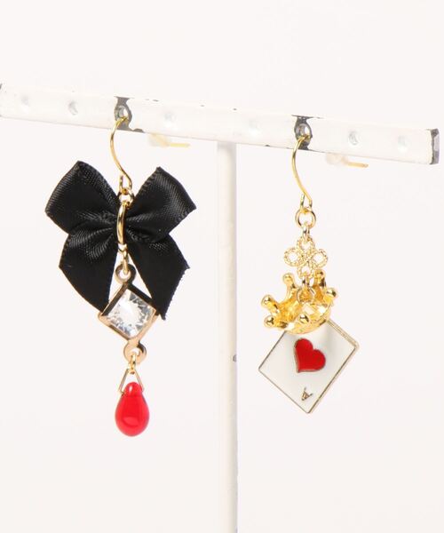 tone(トーン)の「【MUURABBTI】王冠トランプとリボンのピアス(MA)(ピアス(両耳用)・レディース・ブラック/レッド/ブラック系その他・FREE)」の15枚目の写真