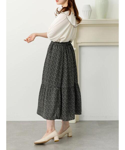 SLURR（スラ―）の「花柄ティアードスカート（スカート・レディース・ブラック/オフホワイト/イエロー・FREE）」の4枚目の写真