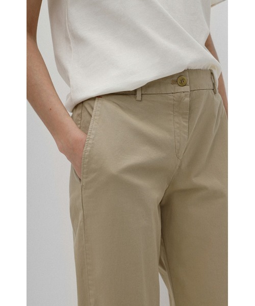 HUGO（ヒューゴ）の「ストレッチコットン レギュラーフィット チノ（チノパンツ・レディース・ベージュ/ダークベージュ・34/40/36/32/38）」の12枚目の写真