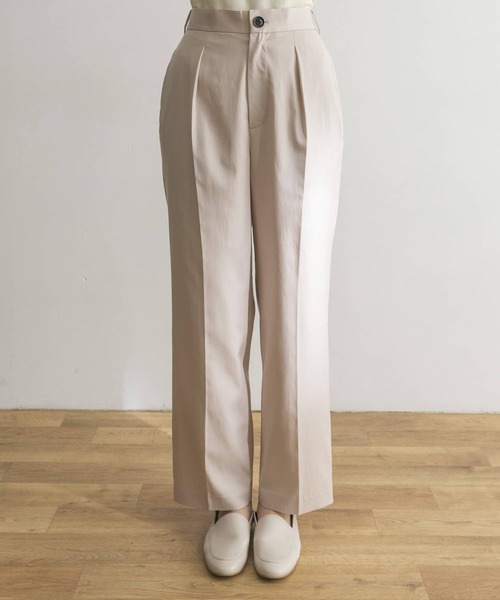 URBAN RESEARCH（アーバンリサーチ）の「ソフトツイルハイウエストパンツ（その他パンツ・レディース・ピンク系その他/ネイビー/イエロー系その他・36/38/34）」の5枚目の写真