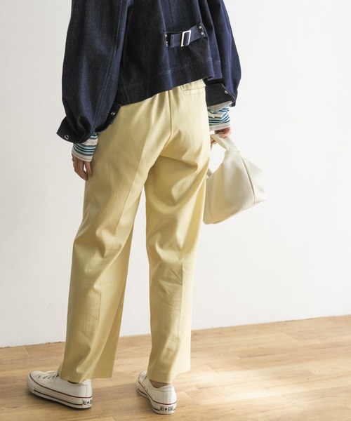 URBAN RESEARCH（アーバンリサーチ）の「ソフトツイルハイウエストパンツ（その他パンツ・レディース・ピンク系その他/ネイビー/イエロー系その他・36/38/34）」の22枚目の写真