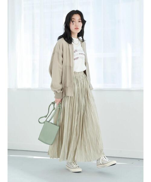 earth music&ecology(アースミュージックアンドエコロジー)の「シアーMA-1*(MA-1・レディース・ブラック/グレイッシュベージュ・FREE)」の10枚目の写真