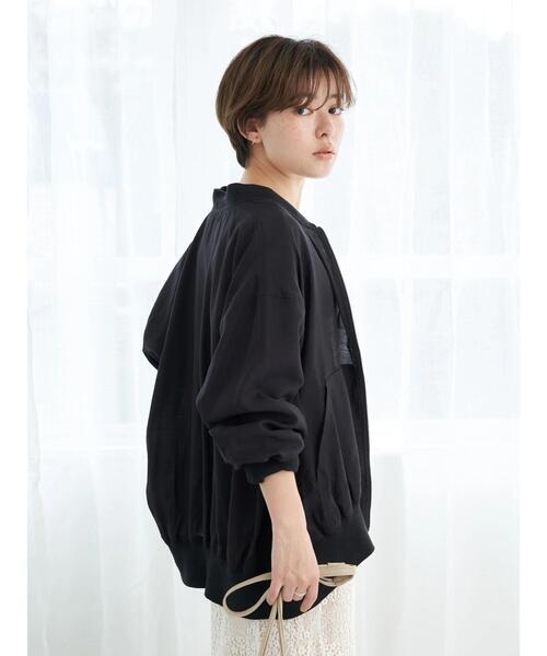 earth music&ecology(アースミュージックアンドエコロジー)の「シアーMA-1*(MA-1・レディース・ブラック/グレイッシュベージュ・FREE)」の16枚目の写真