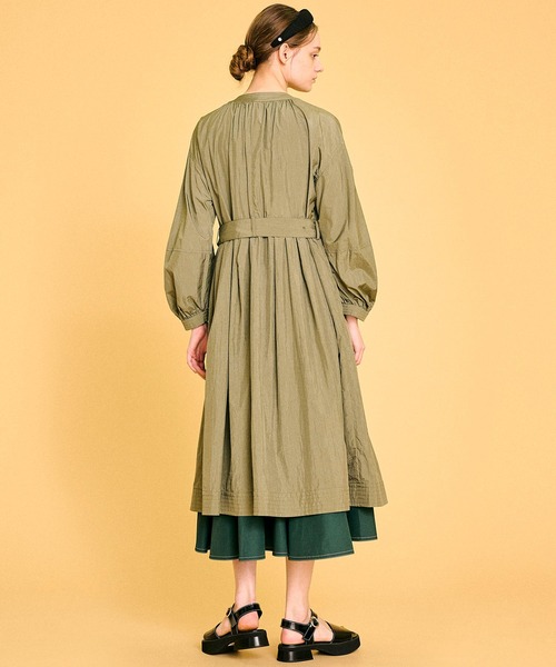 LANVIN en Bleu（ランバンオンブルー）の「ウォッシュナイロンライトコート（その他アウター・レディース・カーキ/イエロー・38）」の9枚目の写真