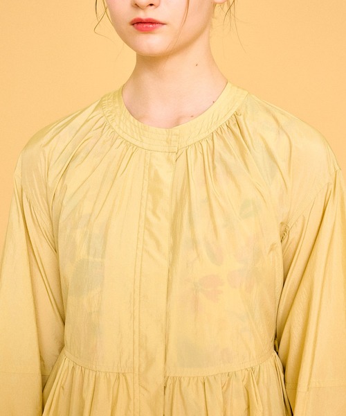 LANVIN en Bleu（ランバンオンブルー）の「ウォッシュナイロンライトコート（その他アウター・レディース・カーキ/イエロー・38）」の11枚目の写真