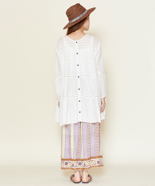 チャイハネ（チャイハネ）の「【チャイハネ】ティアードトップス（その他トップス・レディース・ホワイト/レッド/ブルー/グリーン・FREE）」の8枚目の写真