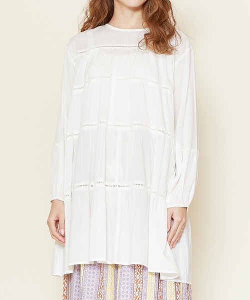 チャイハネ（チャイハネ）の「【チャイハネ】ティアードトップス（その他トップス・レディース・ホワイト/レッド/ブルー/グリーン・FREE）」の9枚目の写真