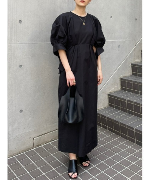 STYLEMIXER（スタイルミキサー）の「スリットカフワンピース（ワンピース・レディース・ベージュ/オレンジ/ブラック・MEDIUM/SMALL）」の2枚目の写真