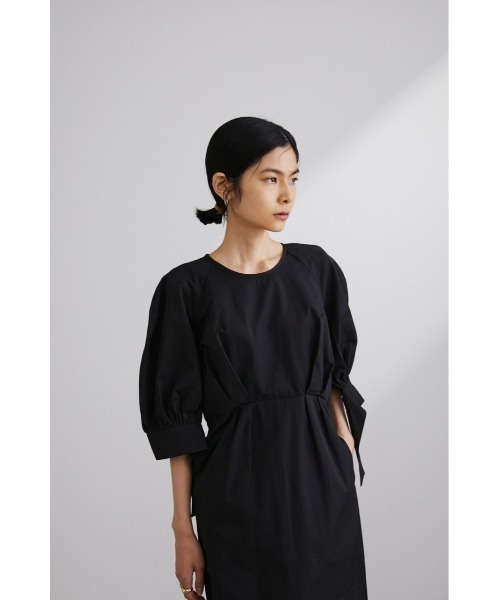 STYLEMIXER（スタイルミキサー）の「スリットカフワンピース（ワンピース・レディース・ベージュ/オレンジ/ブラック・MEDIUM/SMALL）」の17枚目の写真