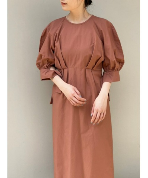 STYLEMIXER（スタイルミキサー）の「スリットカフワンピース（ワンピース・レディース・ベージュ/オレンジ/ブラック・MEDIUM/SMALL）」の6枚目の写真