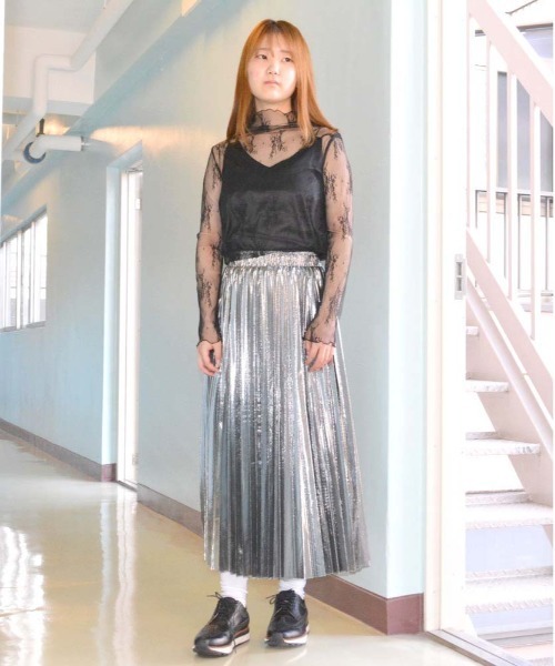 HARLEM ROUNGE(ハーレムラウンジ)の「花柄レースシアートップス(Tシャツ/カットソー・レディース・ホワイト/ブラック/ピンクベージュ・FREE)」の16枚目の写真