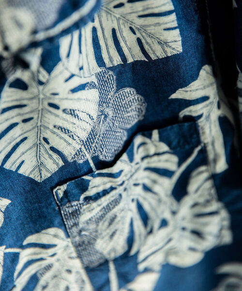 REMI RELIEF（レミレリーフ）の「REMI RELIEF × BEAMS PLUS / 別注 カットジャカード アロハ シャツ（シャツ/ブラウス・メンズ・サックスブルー・MEDIUM/SMALL/X-LARGE/LARGE）」の5枚目の写真