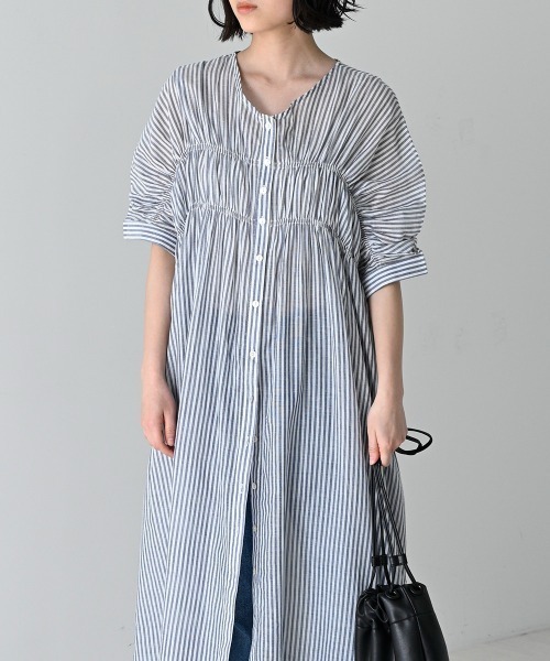 LUPILIEN(ルピリアン)の「Made in India◇シアーチェック・ストライプ ワンピース(ワンピース・レディース・ブラック/ネイビー/ストライプ/A・FREE)」の1枚目の写真