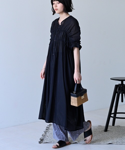 LUPILIEN(ルピリアン)の「Made in India◇シアーチェック・ストライプ ワンピース(ワンピース・レディース・ブラック/ネイビー/ストライプ/A・FREE)」の5枚目の写真