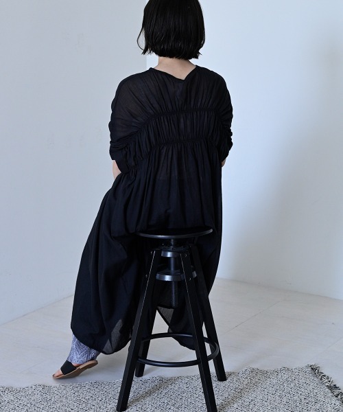 LUPILIEN(ルピリアン)の「Made in India◇シアーチェック・ストライプ ワンピース(ワンピース・レディース・ブラック/ネイビー/ストライプ/A・FREE)」の6枚目の写真