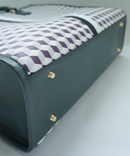 intoxic.（イントキシック）の「THE CUBE CLIGNANCOURT クリニャンクール（ボストンバッグ・レディース・グレー・FREE）」の11枚目の写真